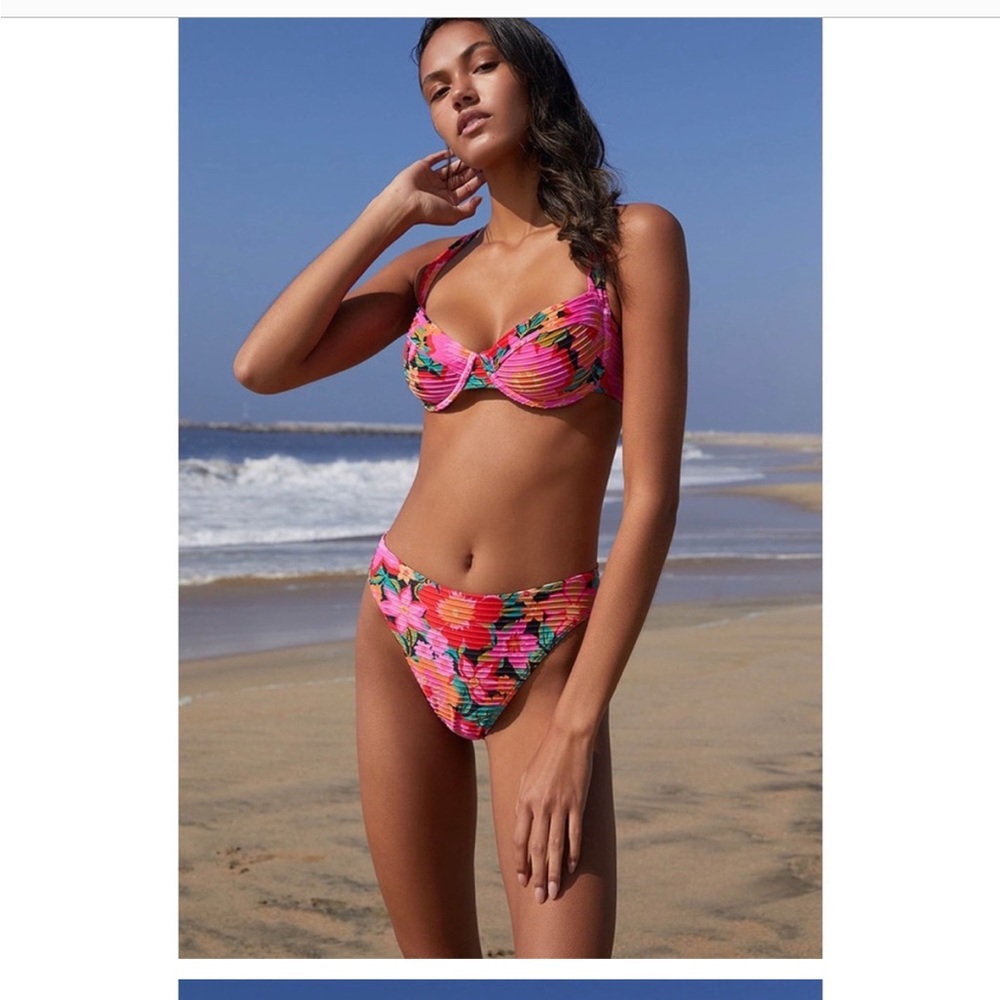Billabong•Feel The Groove Havana Bikini top